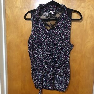 Bongo | Front Tie Top